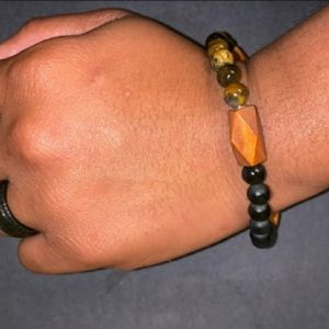 Bracelets, Chan Luu bracelets
